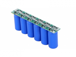 什么是超級電容電池 超級電容電池與鋰電池的區別