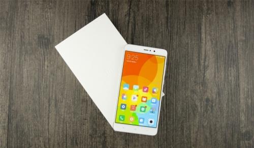 大容量才够味,三星Galaxy S7 edge\/小米5S Plu