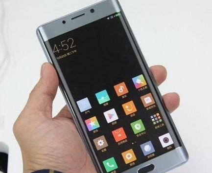 小米Note3遇到尴尬,市场被小米6和小米MIX 2瓜