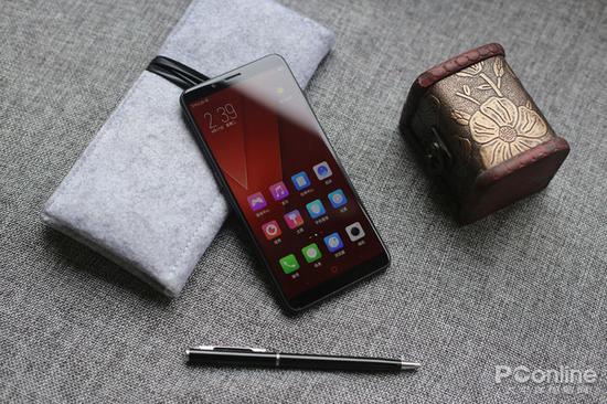 努比亚Z18mini全面评测,小尺寸手机手感如何?