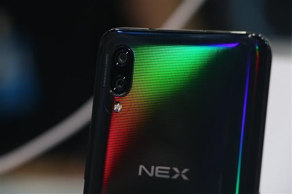 vivo NEX是不是目前最具未来感的智能手机?
