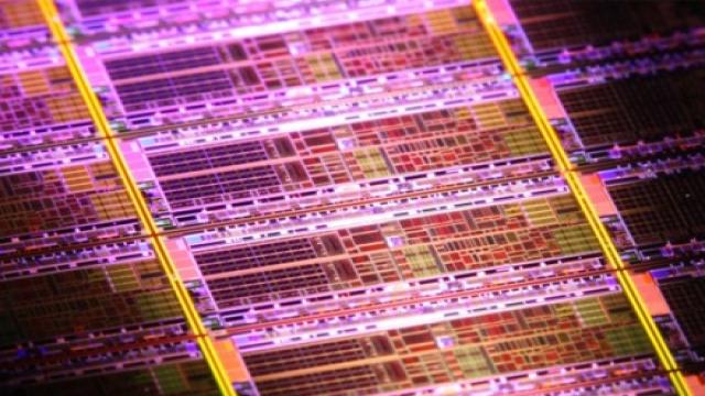 手机芯片进入寡头时代:5G战争即将到来-ST企