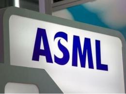 摩爾定律再延續！荷蘭ASML公布1nm光刻機研發制造規劃