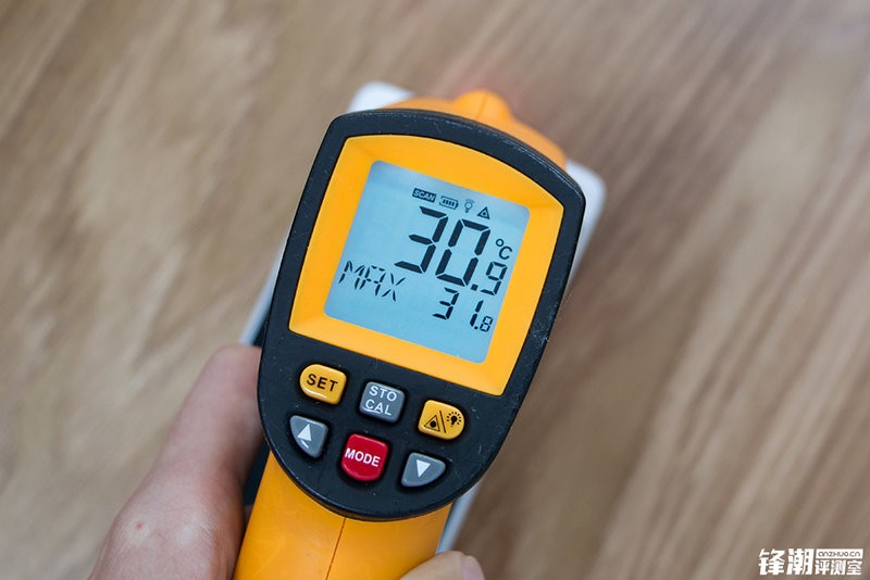 vivo Xplay6\/一加3T\/小米6深度横评,续航和性能