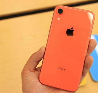 苹果iPhone XR:色彩只是亮点之一