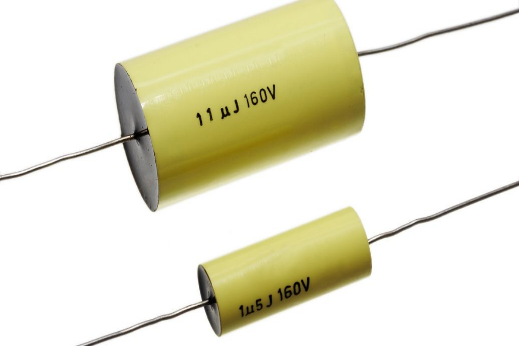 什么是电容 62cf8479282c1.png