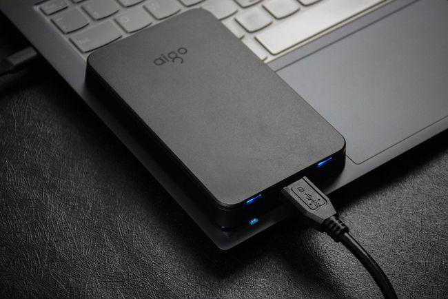 移动硬盘什么牌子好