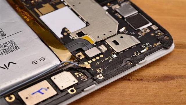 vivoxplay5拆解看看双曲面屏内部咋样