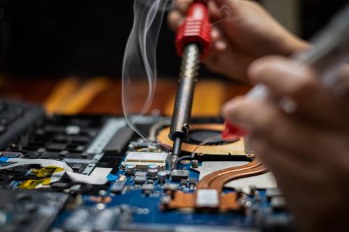 电磁干扰（EMI）